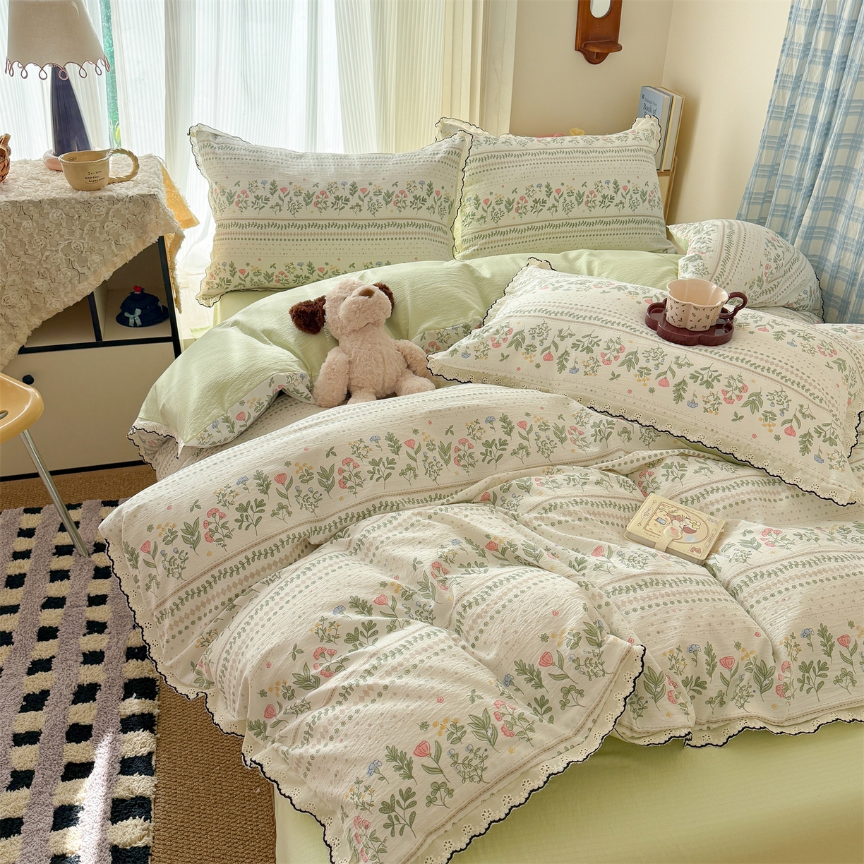 91家纺网 家纺一手货源 找家纺 温眠家纺 2026新款针织提花双层纱全棉蕾丝花边四件套 藤蔓