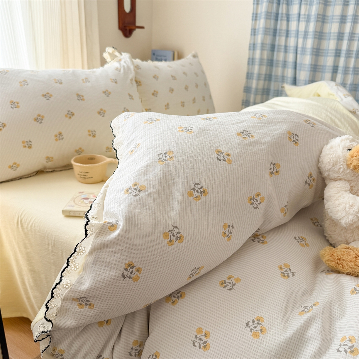 91家纺网 家纺一手货源 找家纺 温眠家纺 2026新款针织提花双层纱全棉蕾丝花边四件套 秋之恋