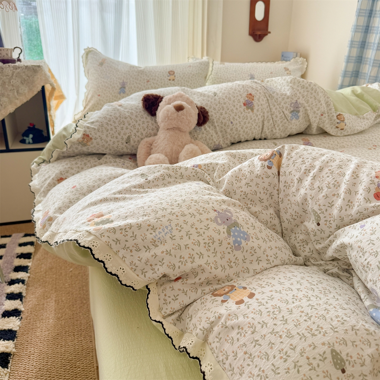 91家纺网 家纺一手货源 找家纺 温眠家纺 2026新款针织提花双层纱全棉蕾丝花边四件套 软萌可可