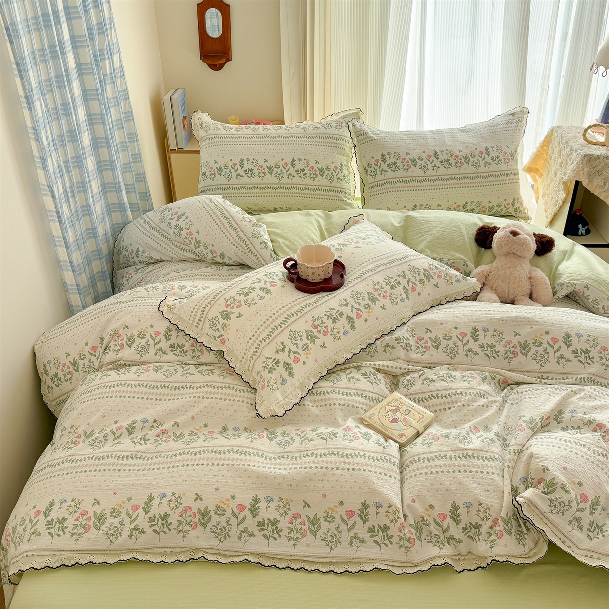 91家纺网 家纺一手货源 找家纺 温眠家纺 2026新款针织提花双层纱全棉蕾丝花边四件套 藤蔓