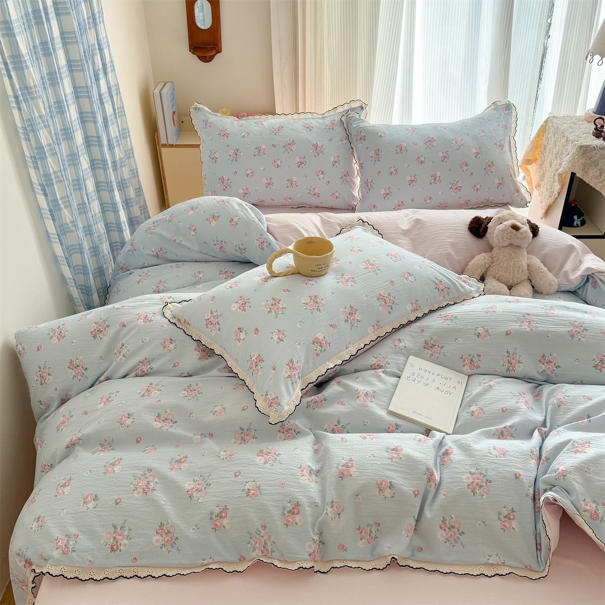 91家纺网 家纺一手货源 找家纺 温眠家纺 2026新款针织提花双层纱全棉蕾丝花边四件套 蓝萱