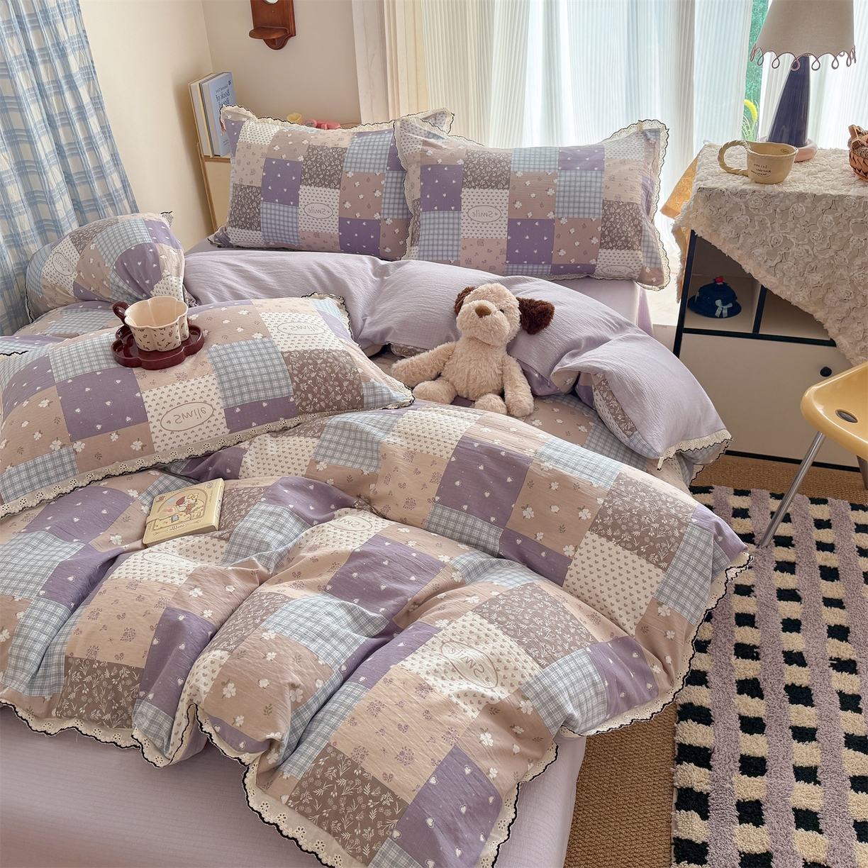 91家纺网 家纺一手货源 找家纺 温眠家纺 2026新款针织提花双层纱全棉蕾丝花边四件套 花田紫