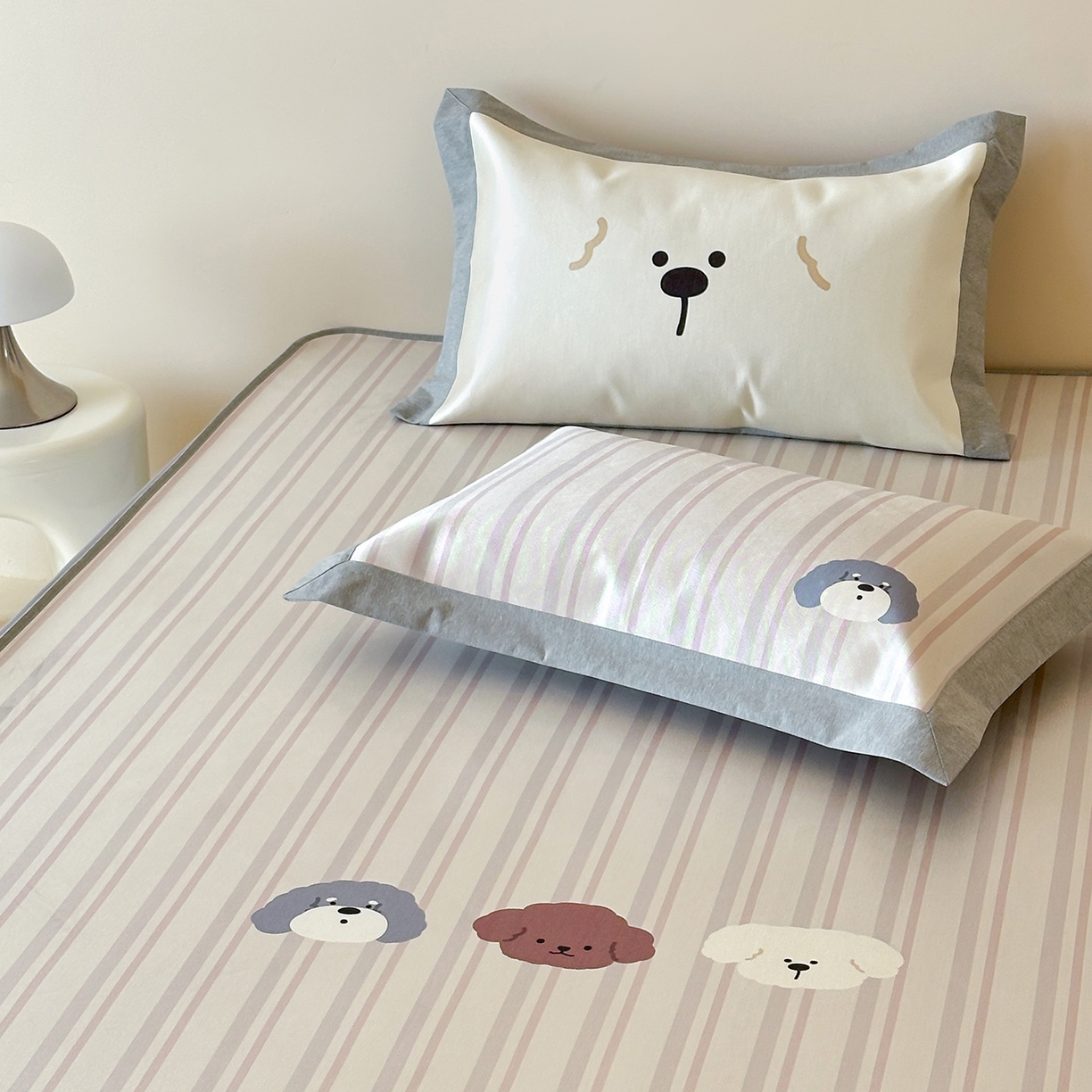 91家纺网 家纺一手货源 找家纺 JUICY 橘滋家纺 2026新款高端A类原创设计卡通数码印花冰丝席凉席 床笠款条纹公约