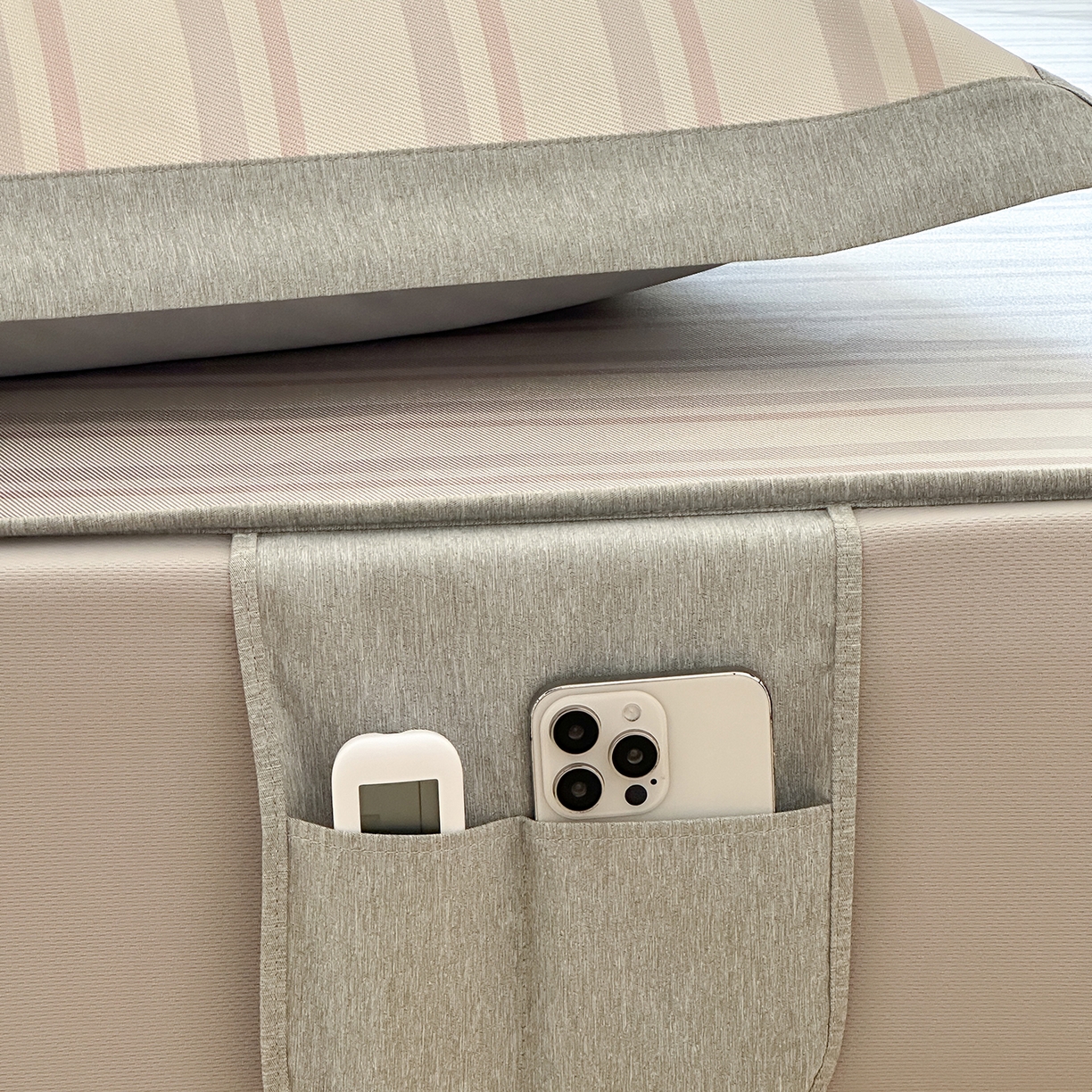 91家纺网 家纺一手货源 找家纺 JUICY 橘滋家纺 2026新款高端A类原创设计卡通数码印花冰丝席凉席 床笠款条纹公约