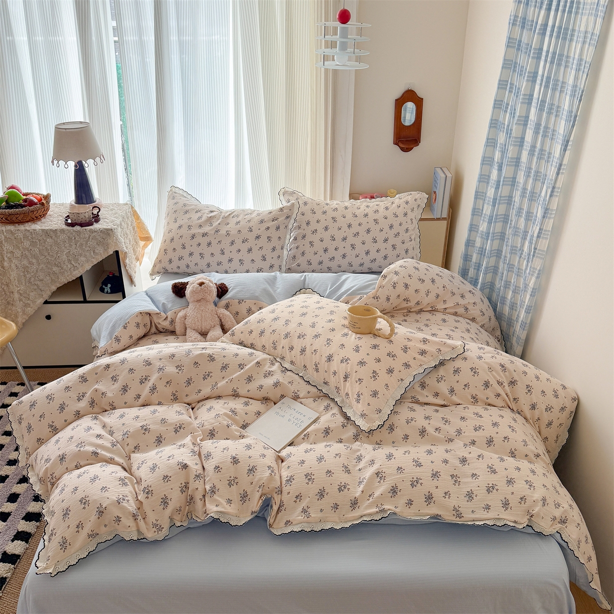 91家纺网 家纺一手货源 找家纺 温眠家纺 2026新款针织提花双层纱全棉蕾丝花边四件套 墨蓝