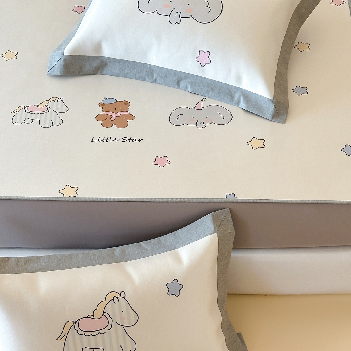 91家纺网 家纺一手货源 找家纺 JUICY 橘滋家纺 2026新款高端A类原创设计卡通数码印花冰丝席凉席 床笠款晚安