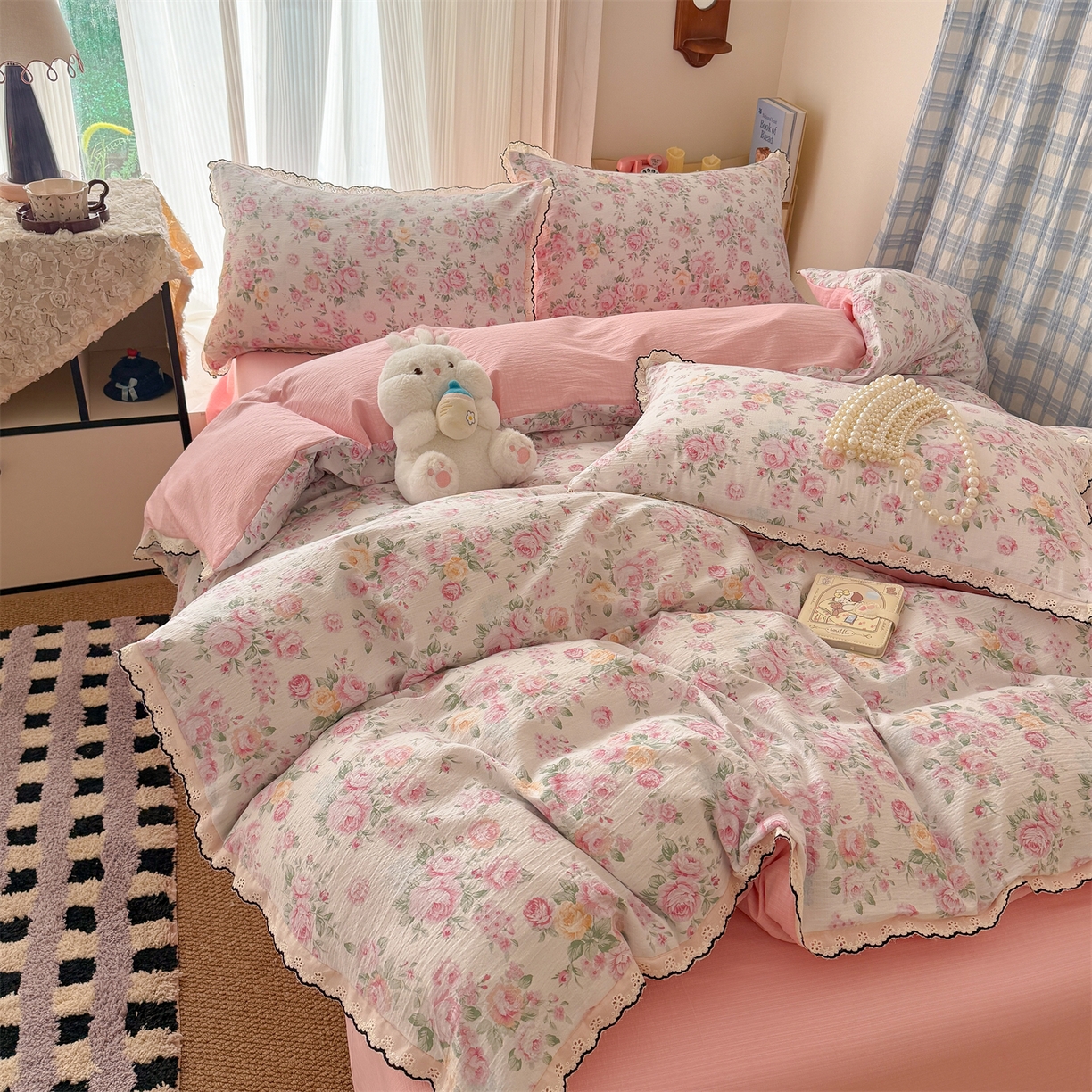 91家纺网 家纺一手货源 找家纺 温眠家纺 2026新款针织提花双层纱全棉蕾丝花边四件套 阳光花絮