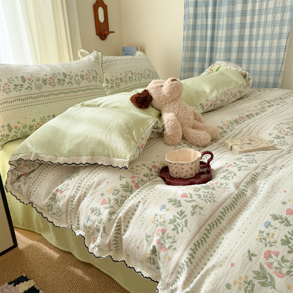 91家纺网 家纺一手货源 找家纺 温眠家纺 2026新款针织提花双层纱全棉蕾丝花边四件套 藤蔓