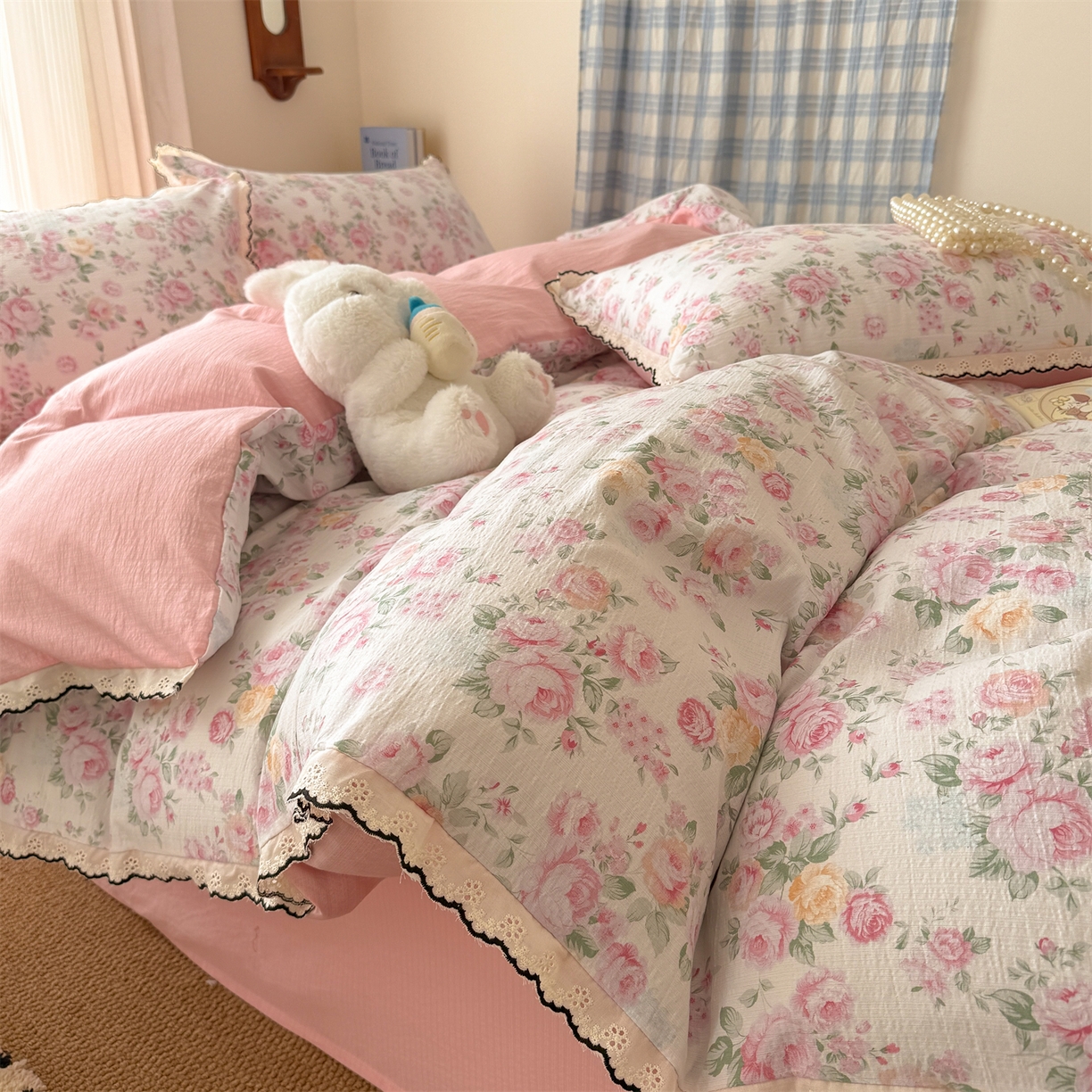 91家纺网 家纺一手货源 找家纺 温眠家纺 2026新款针织提花双层纱全棉蕾丝花边四件套 阳光花絮