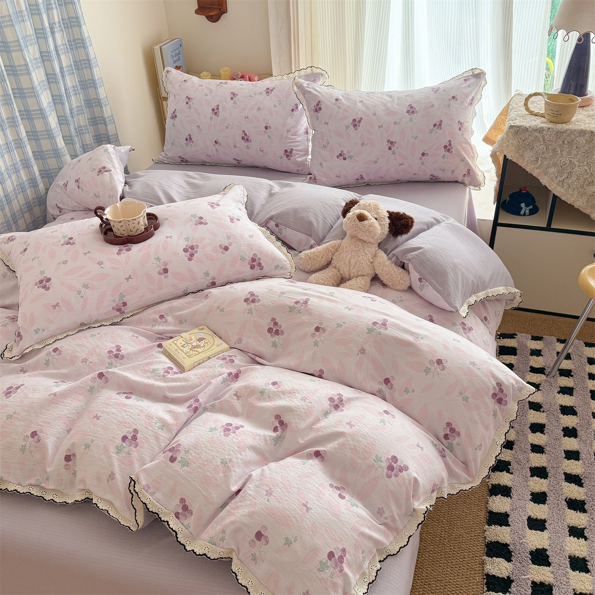 91家纺网 家纺一手货源 找家纺 温眠家纺 2026新款针织提花双层纱全棉蕾丝花边四件套 乌梅子酱