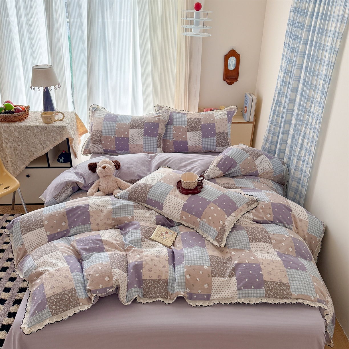 91家纺网 家纺一手货源 找家纺 温眠家纺 2026新款针织提花双层纱全棉蕾丝花边四件套 花田紫