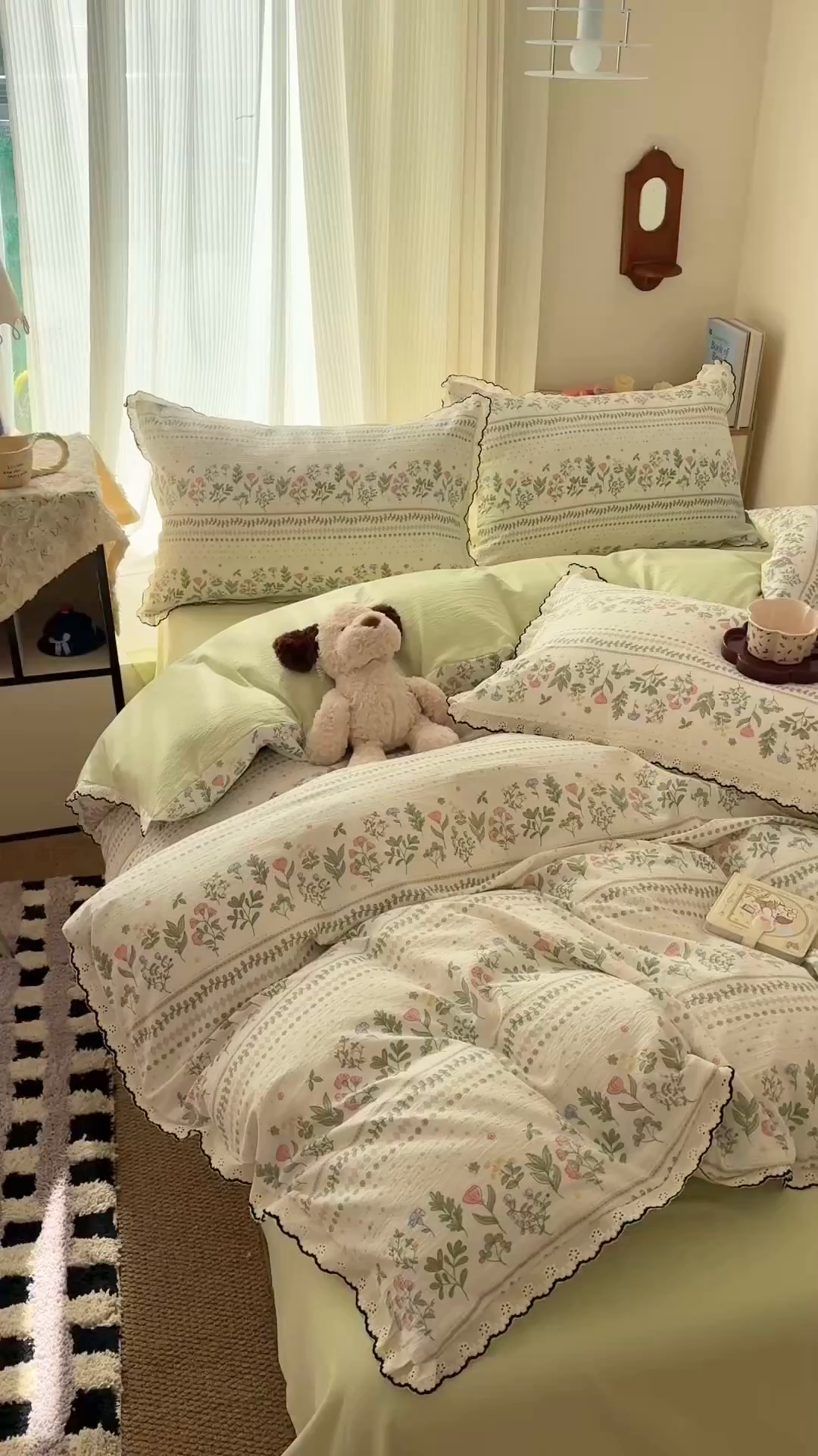 91家纺网 家纺一手货源 找家纺 温眠家纺 2026新款针织提花双层纱全棉蕾丝花边四件套 藤蔓