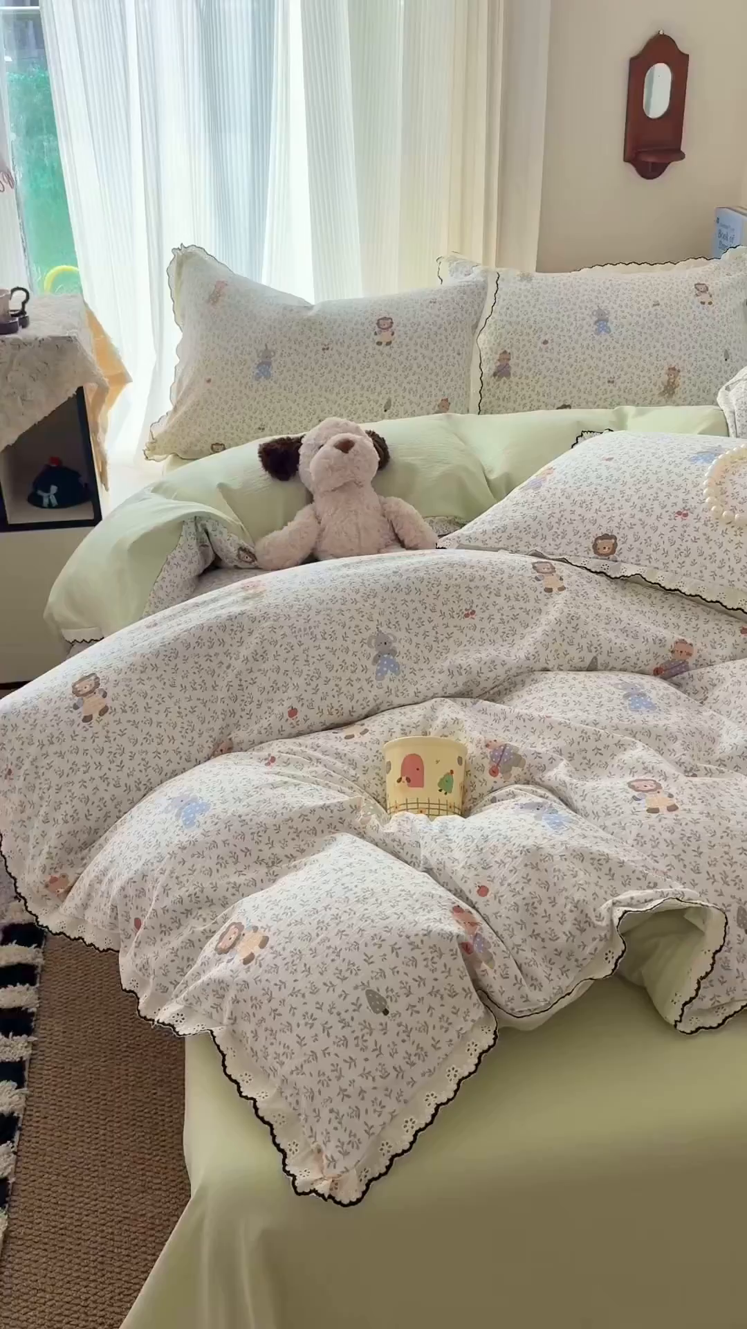 91家纺网 家纺一手货源 找家纺 温眠家纺 2026新款针织提花双层纱全棉蕾丝花边四件套 软萌可可