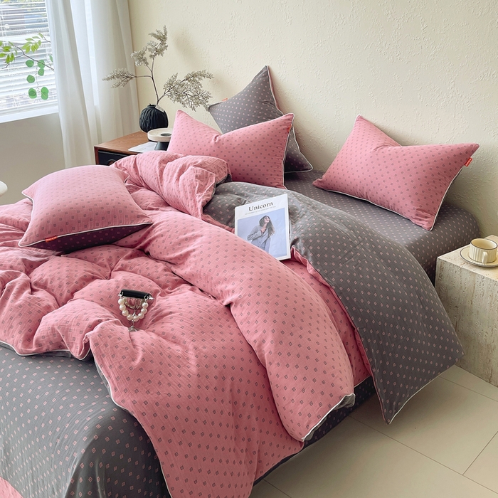 91家纺网 家纺一手货源 找家纺 春皖家纺 2026新款提花双层纱纯棉全棉四件套 回家-粉灰