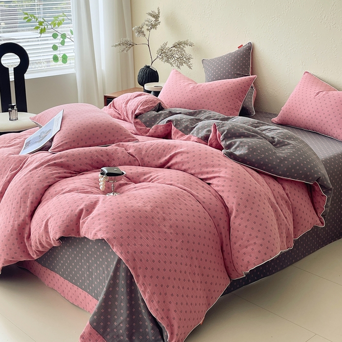 91家纺网 家纺一手货源 找家纺 春皖家纺 2026新款提花双层纱纯棉全棉四件套 回家-粉灰