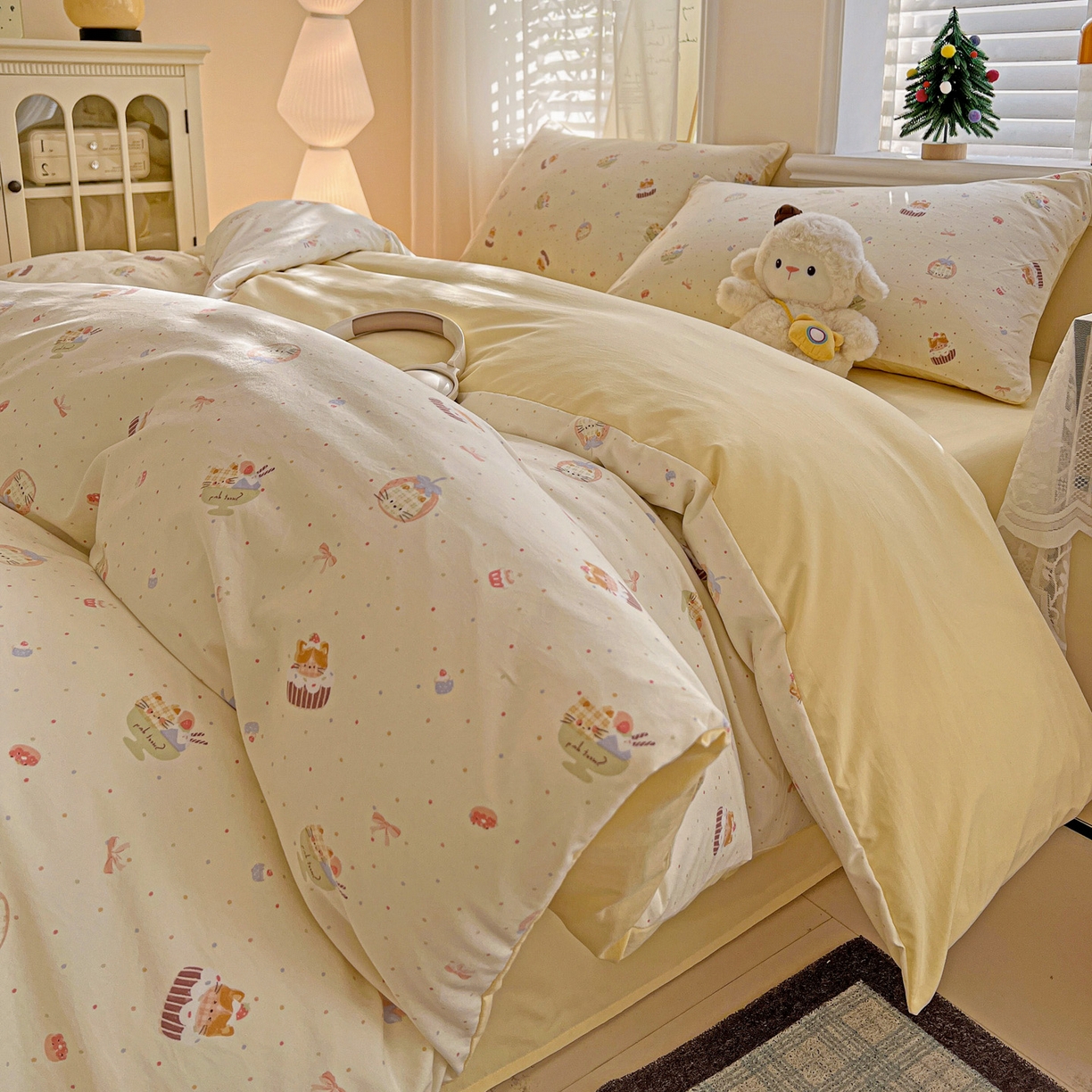 91家纺网 家纺一手货源 找家纺 温眠家纺 2026新款A类古法水洗仿棉云感棉加厚四件套 蛋糕猫咪