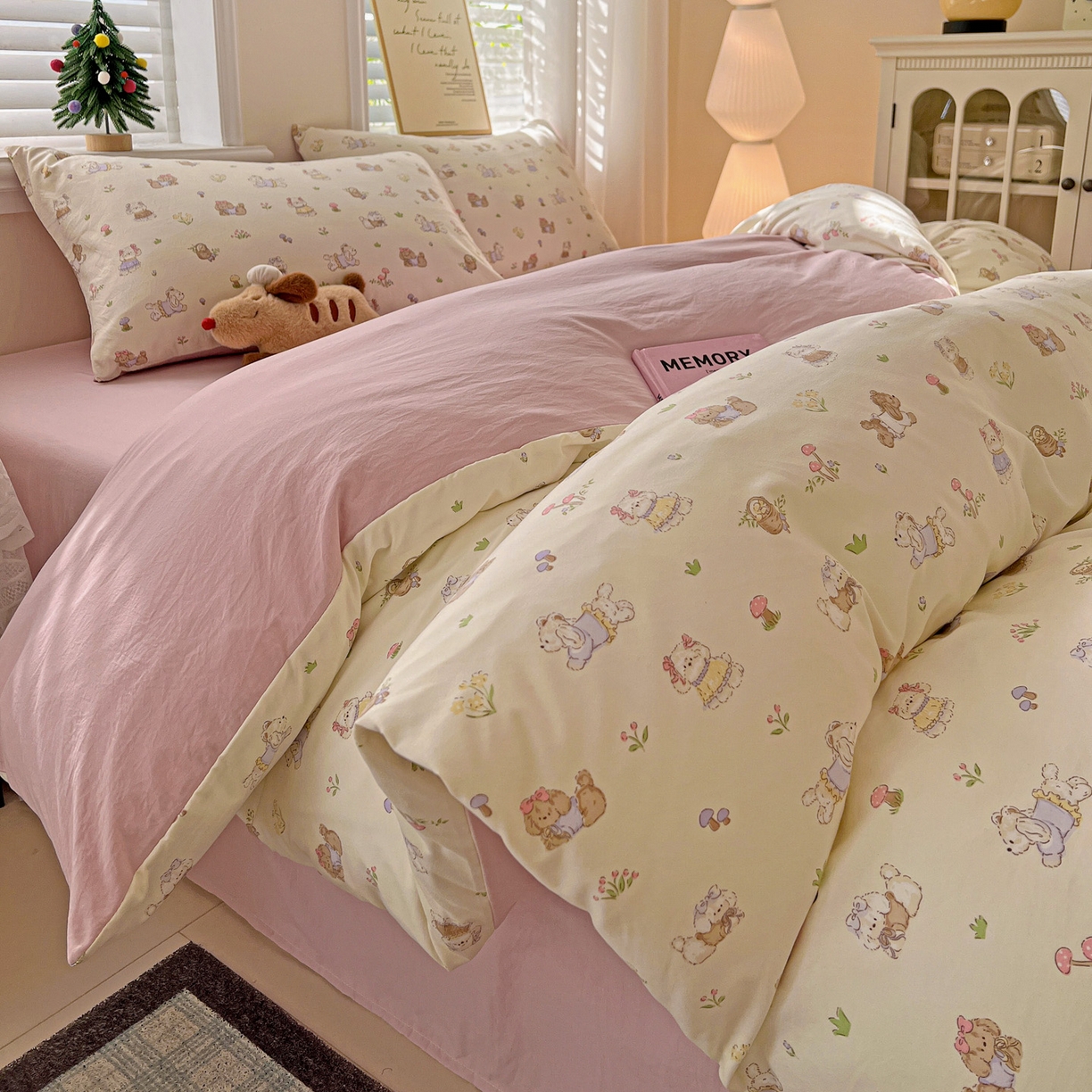 91家纺网 家纺一手货源 找家纺 温眠家纺 2026新款A类古法水洗仿棉云感棉加厚四件套 花园小狗