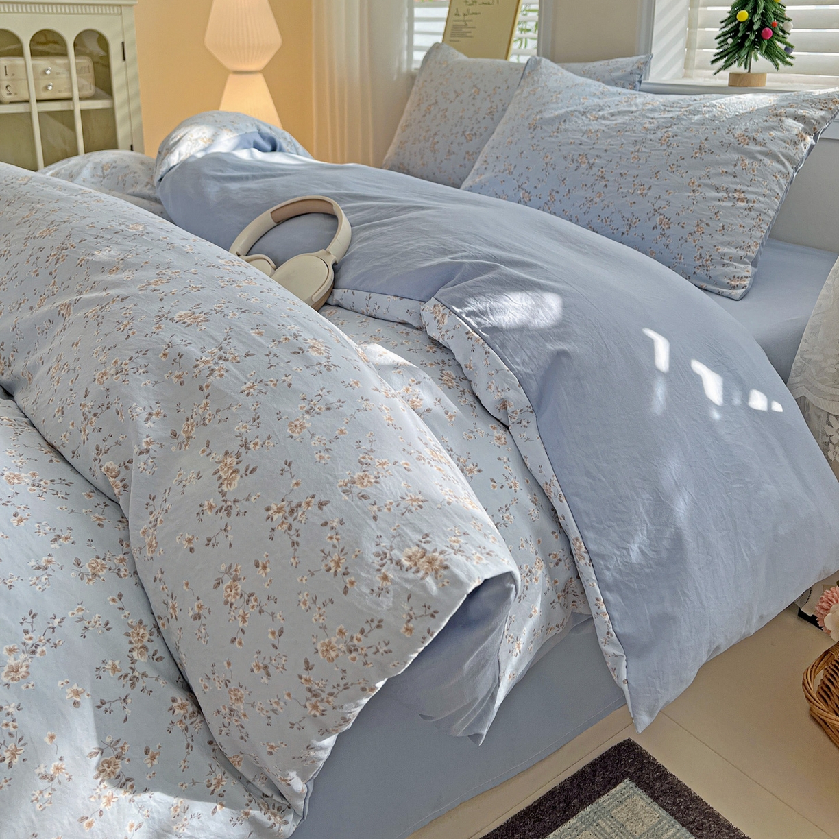 91家纺网 家纺一手货源 找家纺 温眠家纺 2026新款A类古法水洗仿棉云感棉加厚四件套 海棠碎影