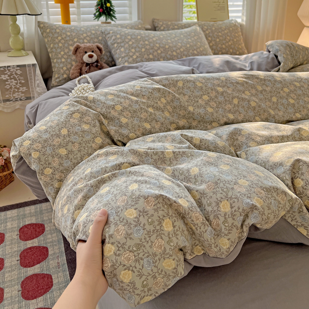 91家纺网 家纺一手货源 找家纺 温眠家纺 2026新款A类古法水洗仿棉云感棉加厚四件套 花悦梦境