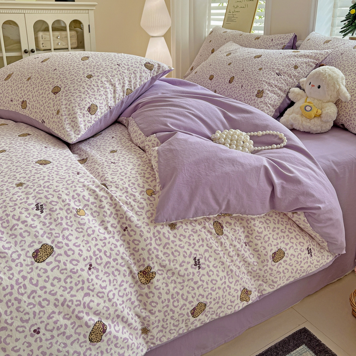 91家纺网 家纺一手货源 找家纺 温眠家纺 2026新款A类古法水洗仿棉云感棉加厚四件套 豹纹猫咪-紫