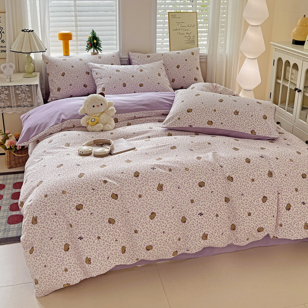 91家纺网 家纺一手货源 找家纺 温眠家纺 2026新款A类古法水洗仿棉云感棉加厚四件套 豹纹猫咪-紫