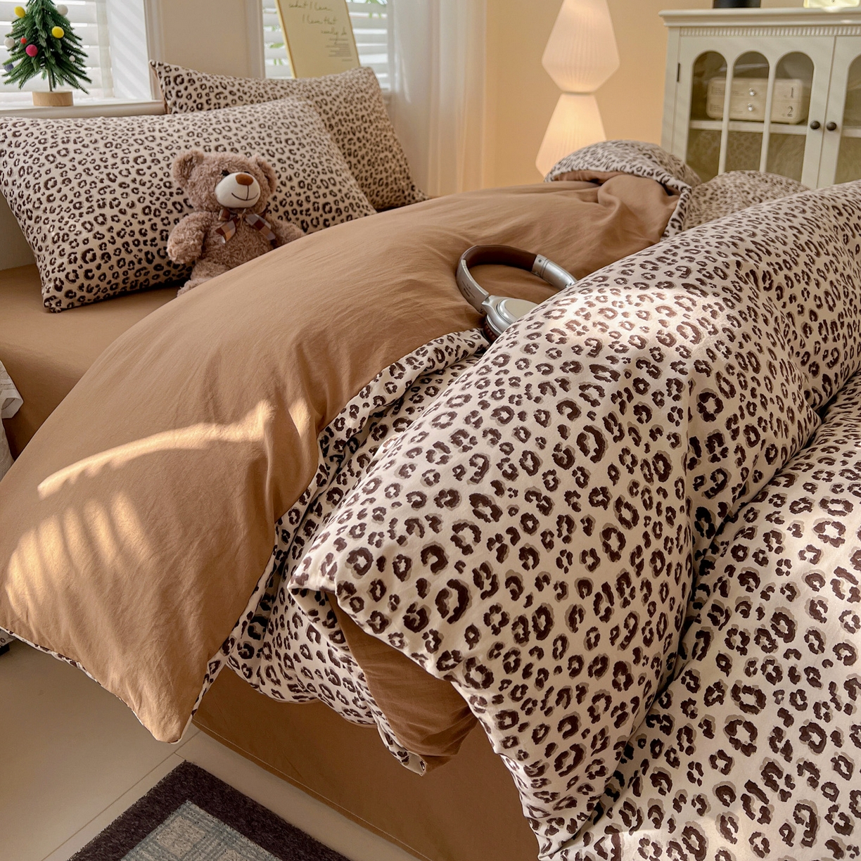 91家纺网 家纺一手货源 找家纺 温眠家纺 2026新款A类古法水洗仿棉云感棉加厚四件套 豹纹