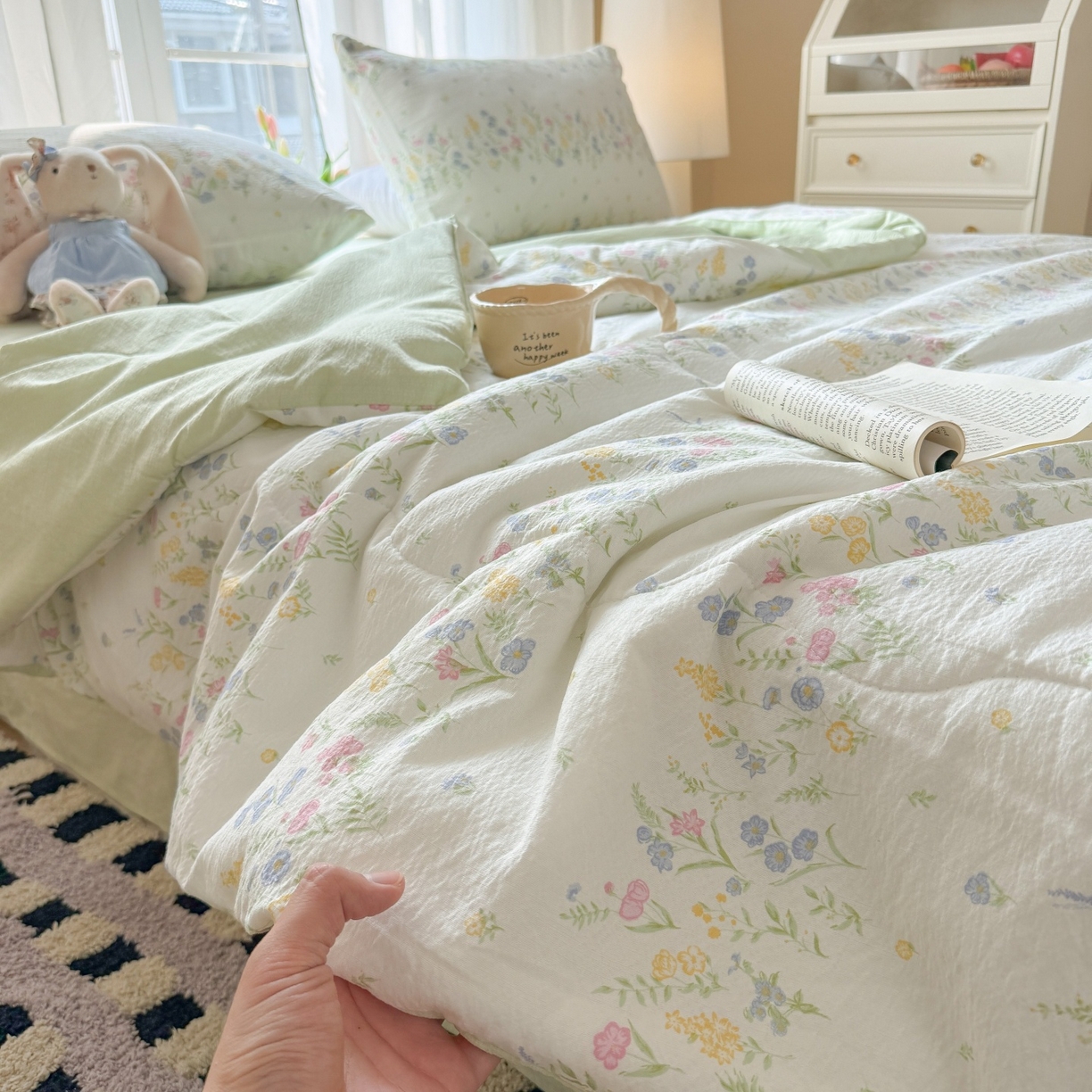 91家纺网 家纺一手货源 找家纺 温眠家纺 2026新款针织泡芙双层纱夏被四件套 小森系