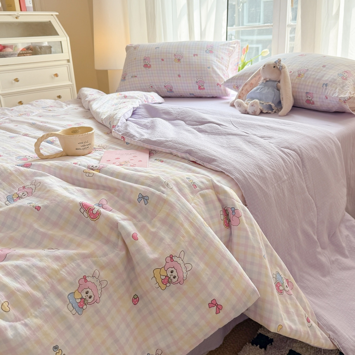 91家纺网 家纺一手货源 找家纺 温眠家纺 2026新款针织泡芙双层纱夏被四件套 甜梦格