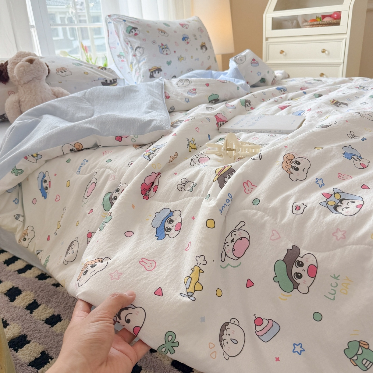 91家纺网 家纺一手货源 找家纺 温眠家纺 2026新款针织泡芙双层纱夏被四件套 童年