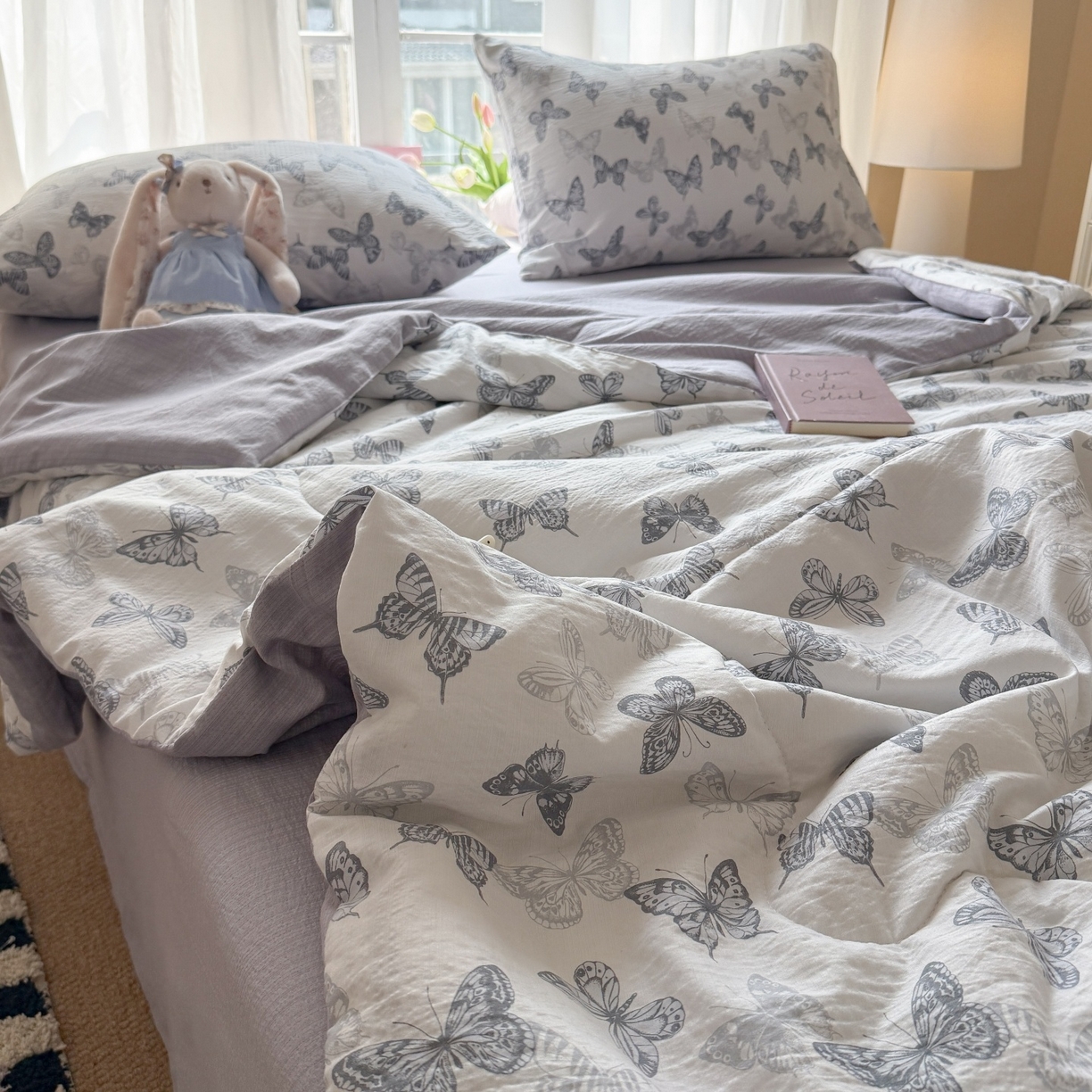 91家纺网 家纺一手货源 找家纺 温眠家纺 2026新款针织泡芙双层纱夏被四件套 墨蝶