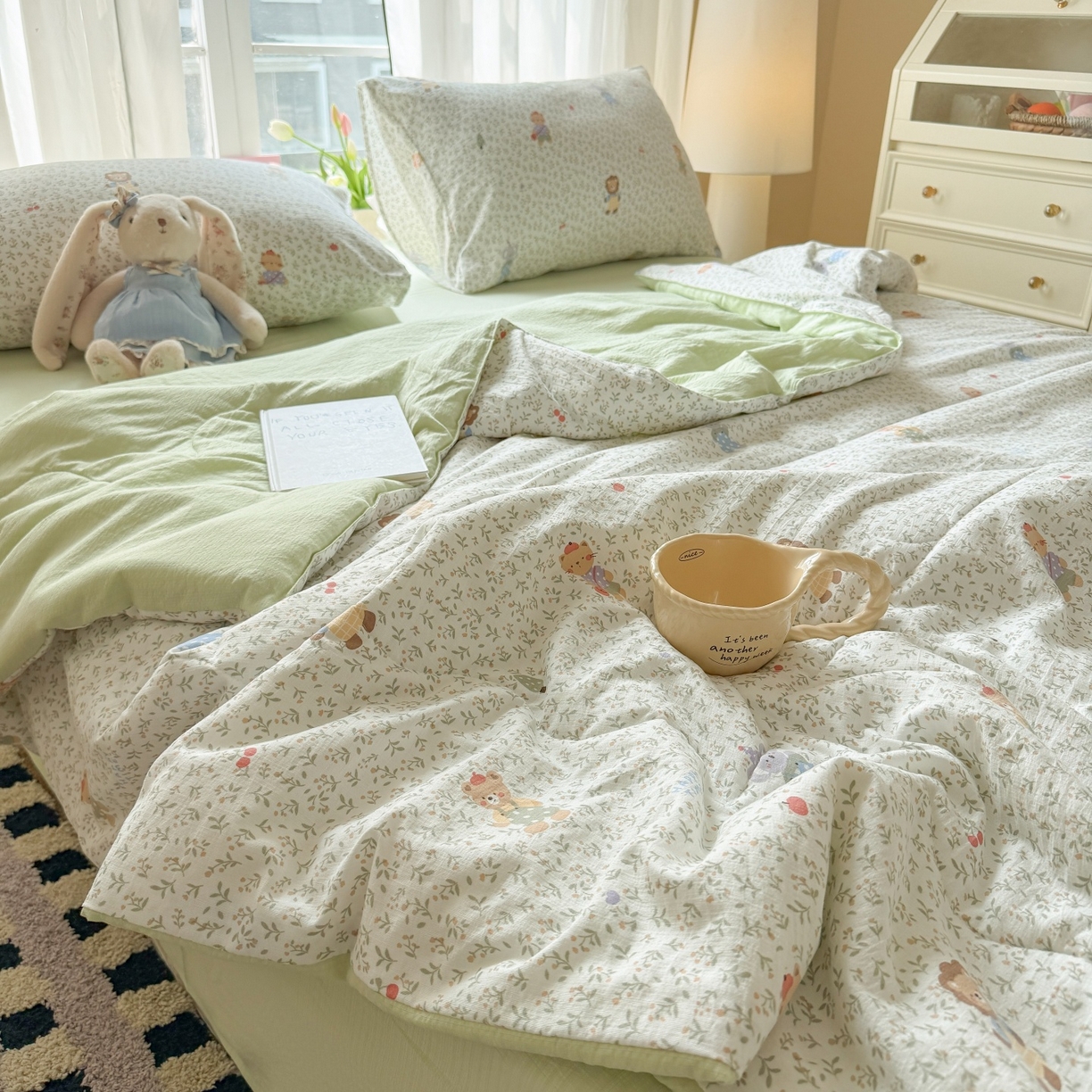 91家纺网 家纺一手货源 找家纺 温眠家纺 2026新款针织泡芙双层纱夏被四件套 森语萌宠