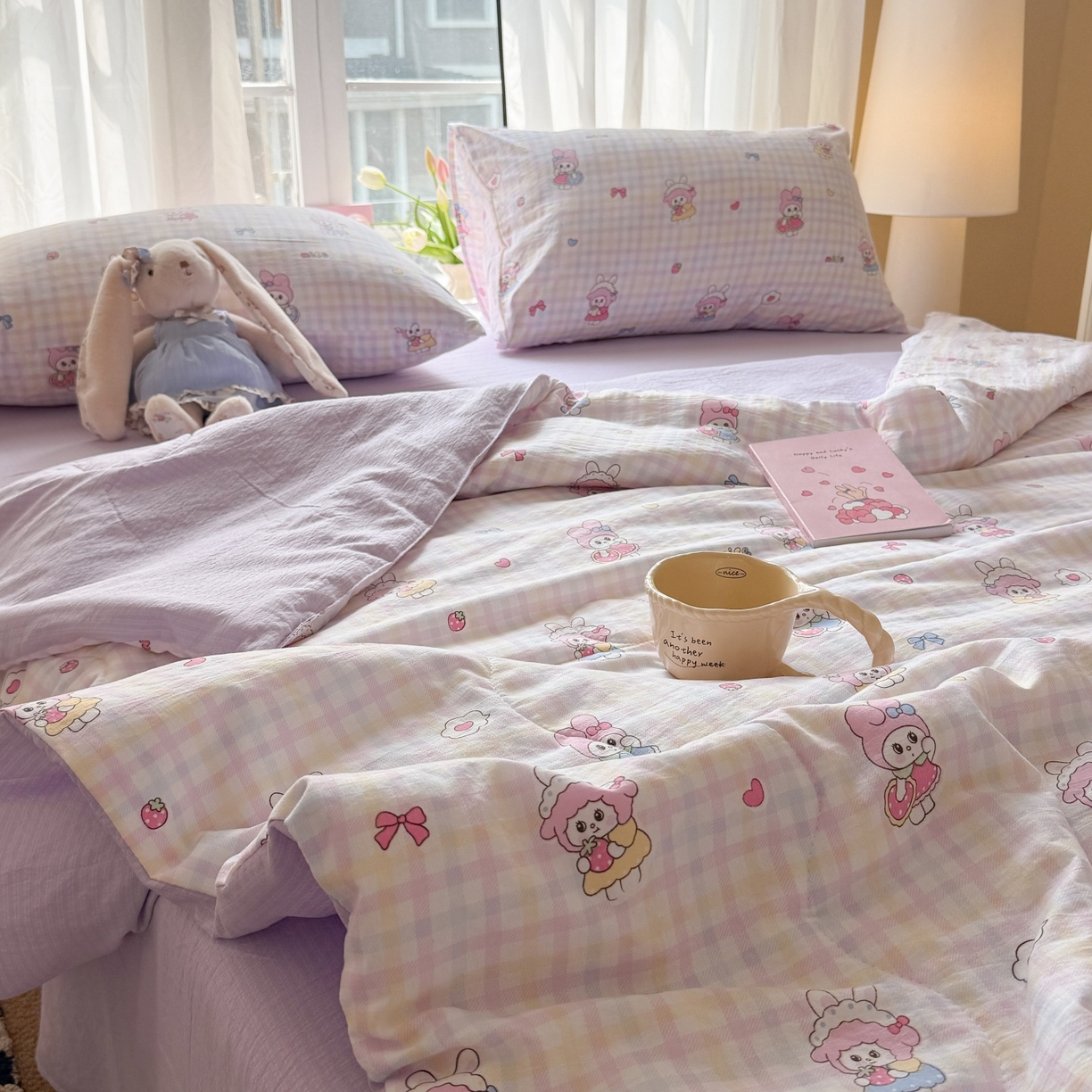 91家纺网 家纺一手货源 找家纺 温眠家纺 2026新款针织泡芙双层纱夏被四件套 甜梦格