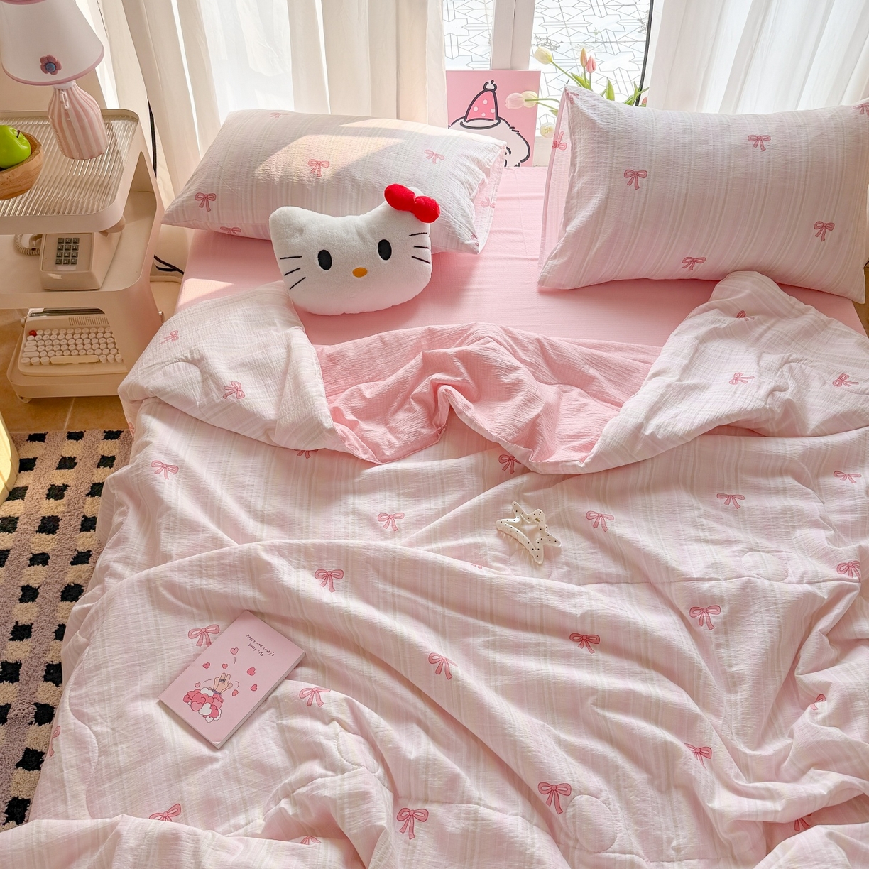 91家纺网 家纺一手货源 找家纺 温眠家纺 2026新款针织泡芙双层纱夏被四件套 粉蝴蝶结