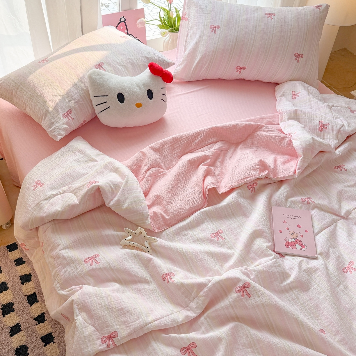 91家纺网 家纺一手货源 找家纺 温眠家纺 2026新款针织泡芙双层纱夏被四件套 粉蝴蝶结