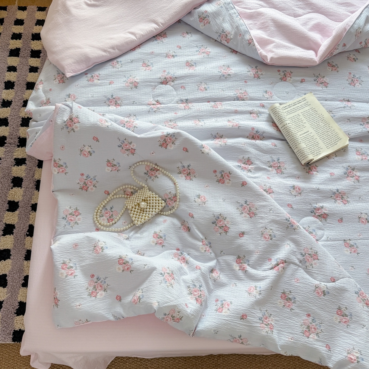 91家纺网 家纺一手货源 找家纺 温眠家纺 2026新款针织泡芙双层纱夏被四件套 青野玫瑰