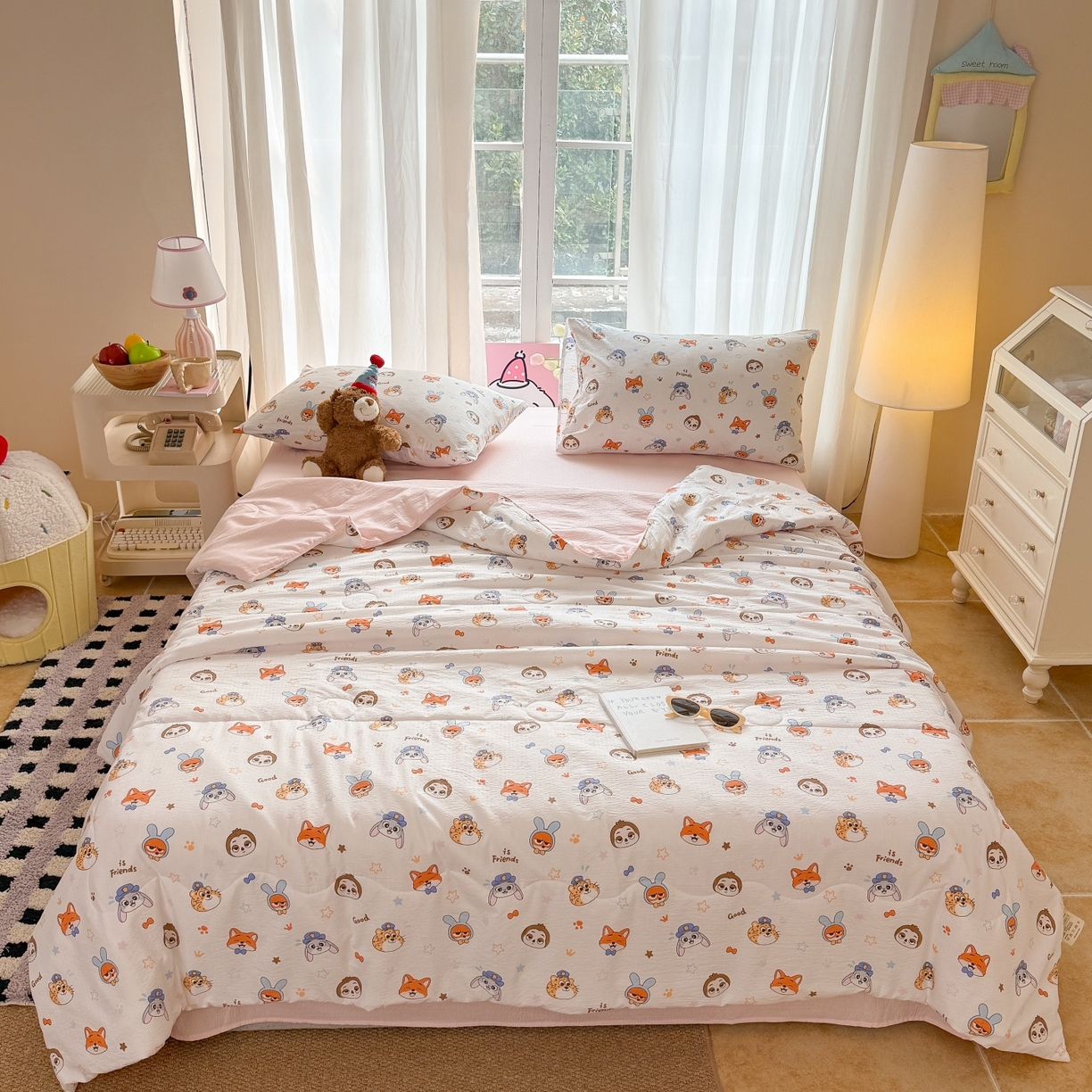 91家纺网 家纺一手货源 找家纺 温眠家纺 2026新款针织泡芙双层纱夏被四件套 萌趣伙伴