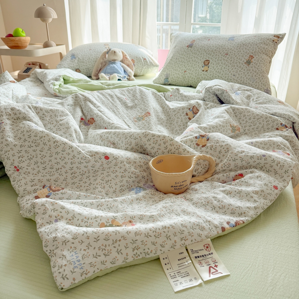 91家纺网 家纺一手货源 找家纺 温眠家纺 2026新款针织泡芙双层纱夏被四件套 森语萌宠