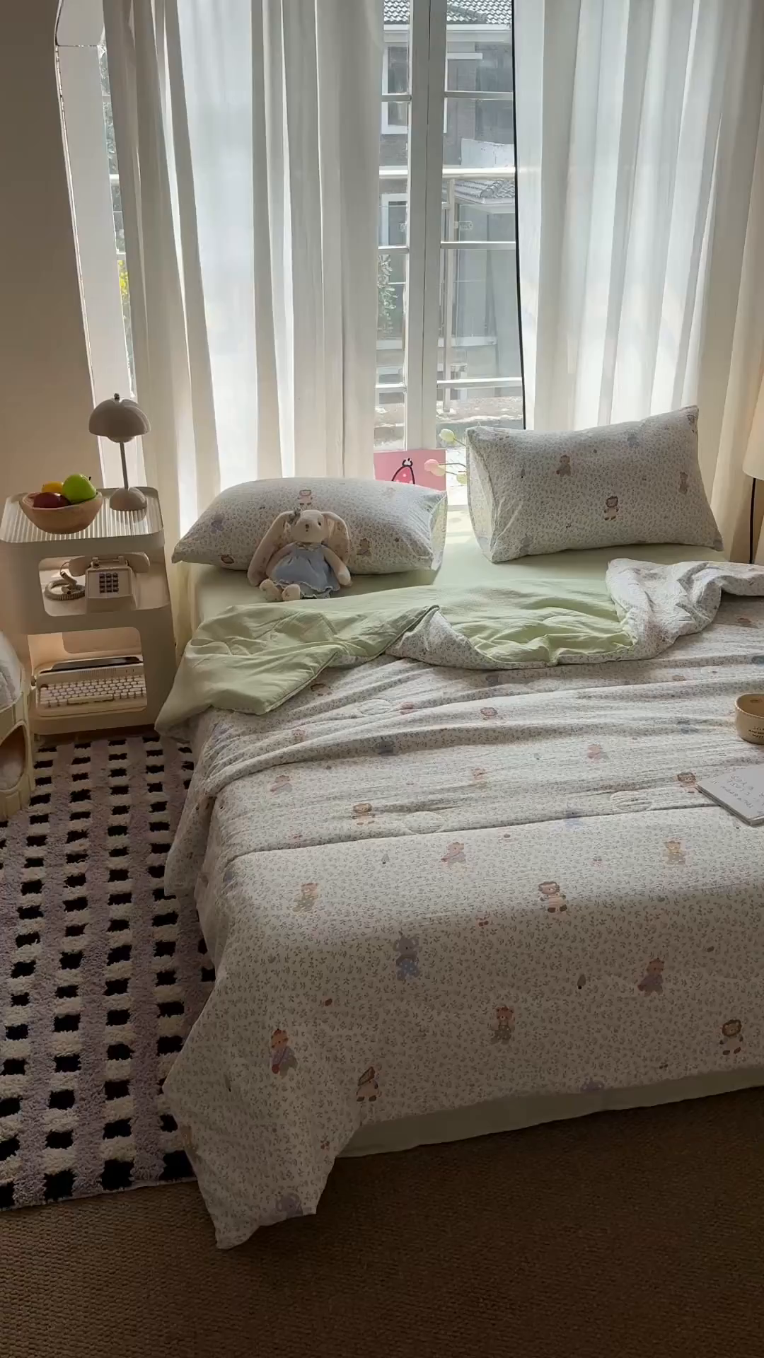 91家纺网 家纺一手货源 找家纺 温眠家纺 2026新款针织泡芙双层纱夏被四件套 森语萌宠