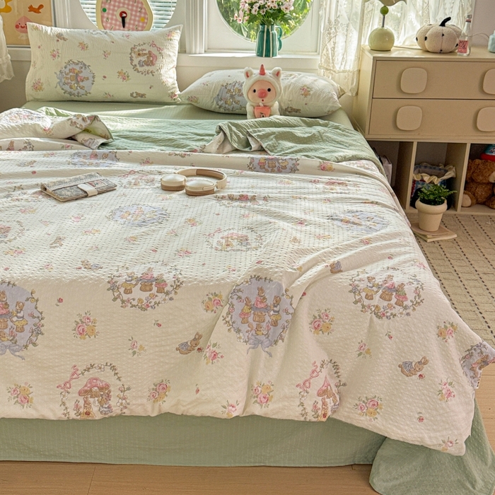 91家纺网 家纺一手货源 找家纺 小桃姐家纺 2026新款泡芙棉双层纱夏被空调被四件套小清新泡泡纱夏被卡通夏凉被空调被 童话