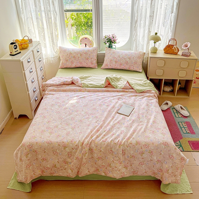 91家纺网 家纺一手货源 找家纺 小桃姐家纺 2026新款泡芙棉双层纱夏被空调被四件套小清新泡泡纱夏被卡通夏凉被空调被 知晓