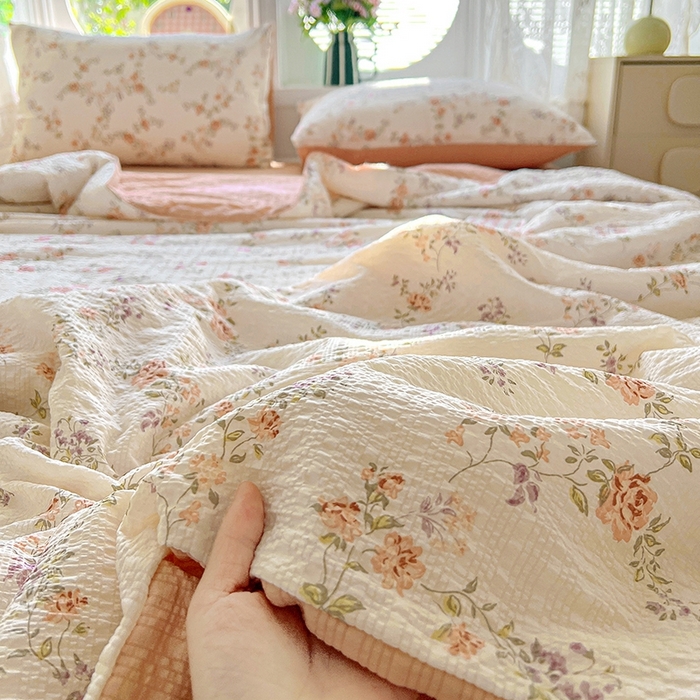 91家纺网 家纺一手货源 找家纺 小桃姐家纺 2026新款泡芙棉双层纱夏被空调被四件套小清新泡泡纱夏被卡通夏凉被空调被 初晴