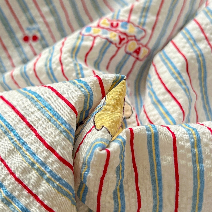 91家纺网 家纺一手货源 找家纺 小桃姐家纺 2026新款泡芙棉双层纱夏被空调被四件套小清新泡泡纱夏被卡通夏凉被空调被 线条星星