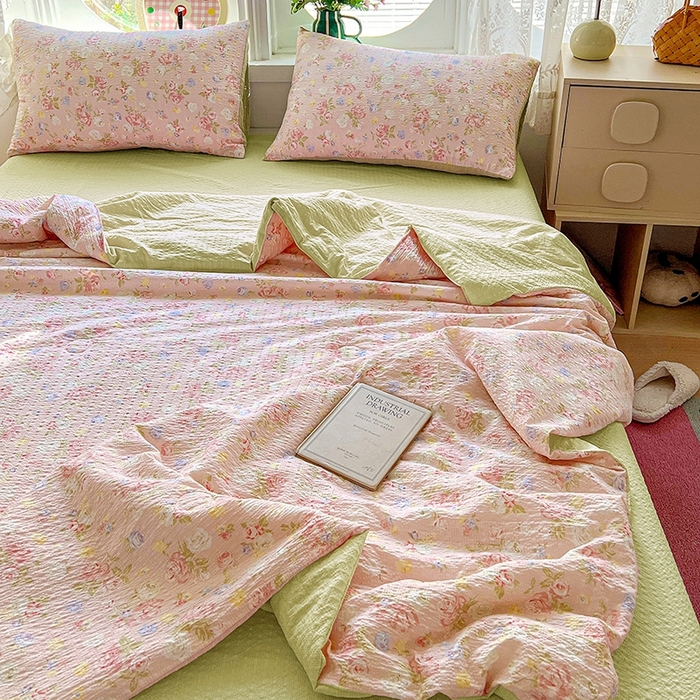 91家纺网 家纺一手货源 找家纺 小桃姐家纺 2026新款泡芙棉双层纱夏被空调被四件套小清新泡泡纱夏被卡通夏凉被空调被 知晓