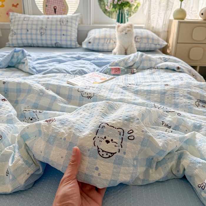 91家纺网 家纺一手货源 找家纺 小桃姐家纺 2026新款泡芙棉双层纱夏被空调被四件套小清新泡泡纱夏被卡通夏凉被空调被 修狗狗