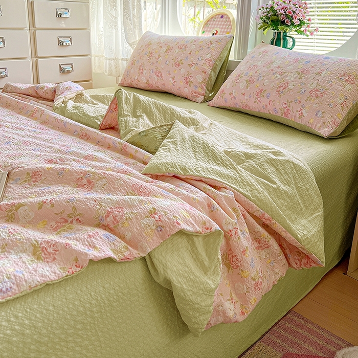 91家纺网 家纺一手货源 找家纺 小桃姐家纺 2026新款泡芙棉双层纱夏被空调被四件套小清新泡泡纱夏被卡通夏凉被空调被 知晓