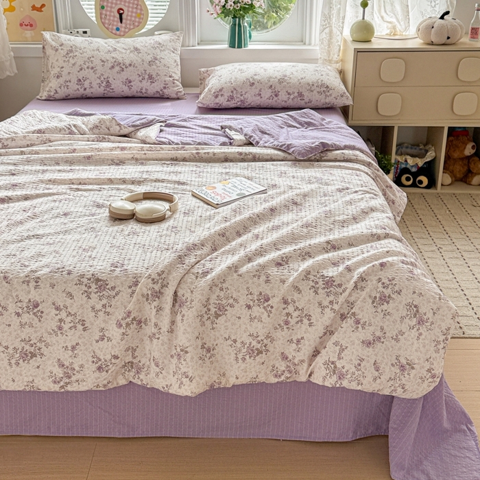 91家纺网 家纺一手货源 找家纺 小桃姐家纺 2026新款泡芙棉双层纱夏被空调被四件套小清新泡泡纱夏被卡通夏凉被空调被 紫韵
