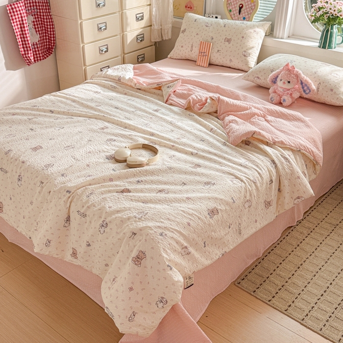 91家纺网 家纺一手货源 找家纺 小桃姐家纺 2026新款泡芙棉双层纱夏被空调被四件套小清新泡泡纱夏被卡通夏凉被空调被 花仙兔