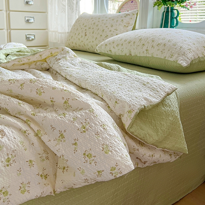 91家纺网 家纺一手货源 找家纺 小桃姐家纺 2026新款泡芙棉双层纱夏被空调被四件套小清新泡泡纱夏被卡通夏凉被空调被 绿茵兔