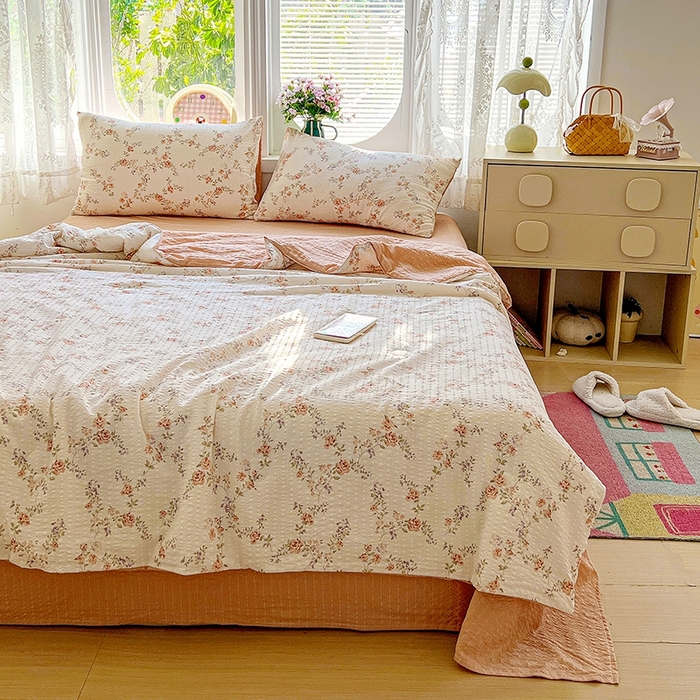 91家纺网 家纺一手货源 找家纺 小桃姐家纺 2026新款泡芙棉双层纱夏被空调被四件套小清新泡泡纱夏被卡通夏凉被空调被 初晴