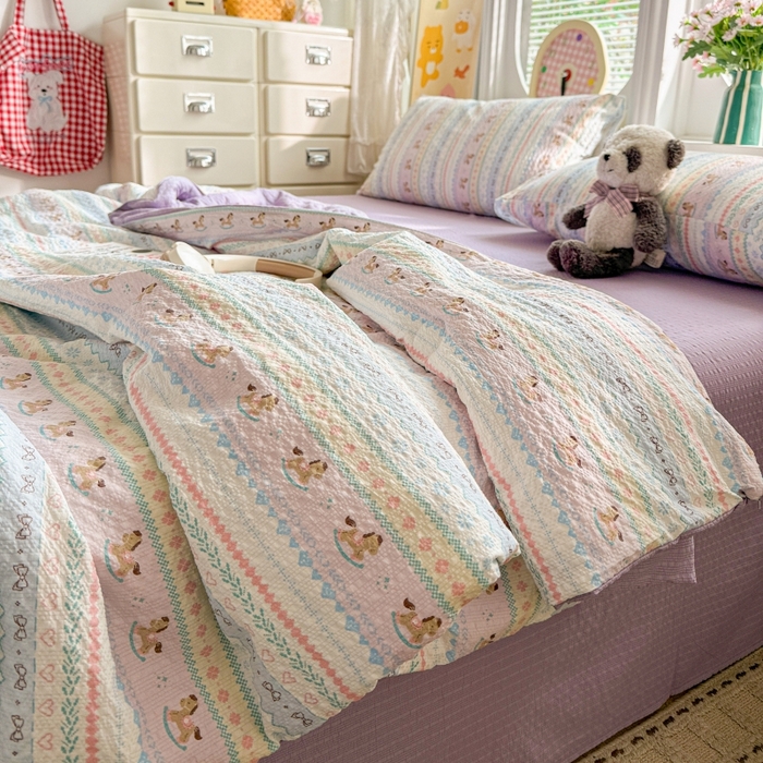 91家纺网 家纺一手货源 找家纺 小桃姐家纺 2026新款泡芙棉双层纱夏被空调被四件套小清新泡泡纱夏被卡通夏凉被空调被 彩虹木马